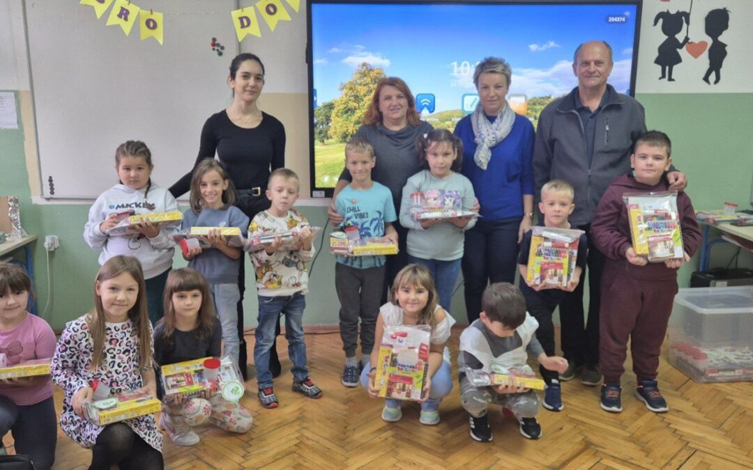 Pokloni Češke besede Hercegovac prvašićima