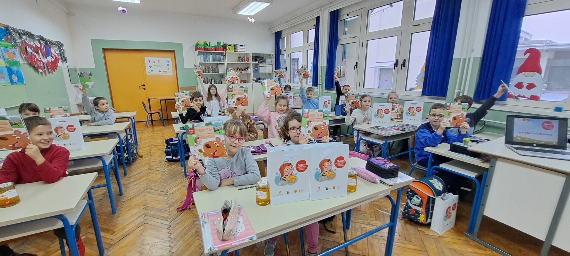 596815644_2061317811360503_2530712067592706233_n