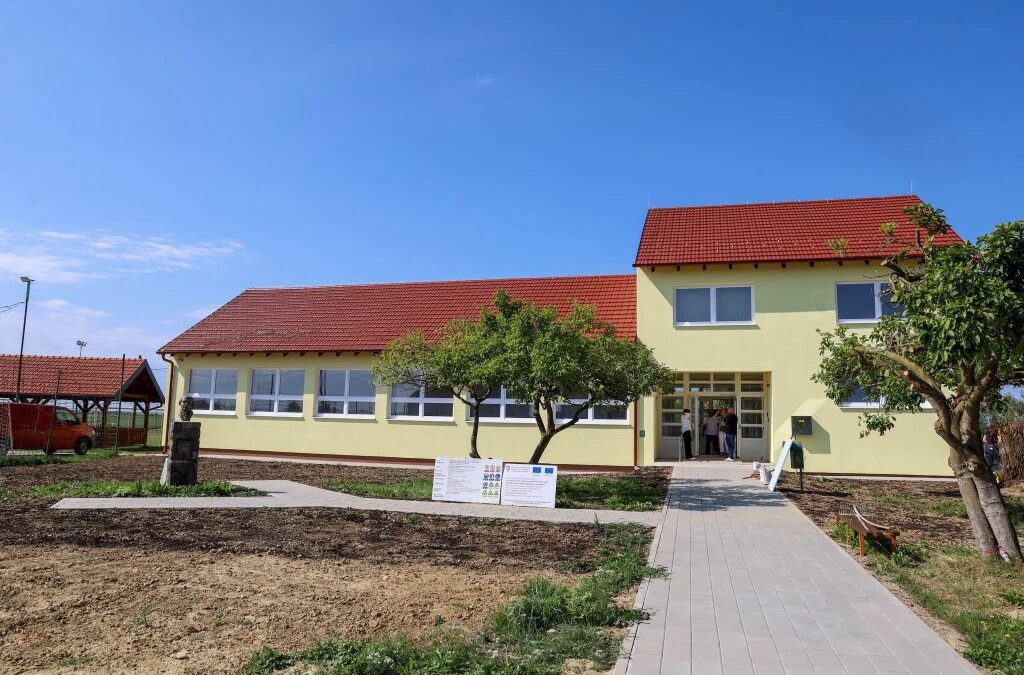 Sanacija potresom oštećene zgrade Područnog odjela Osnovne škole Slavka Kolara, Hercegovac